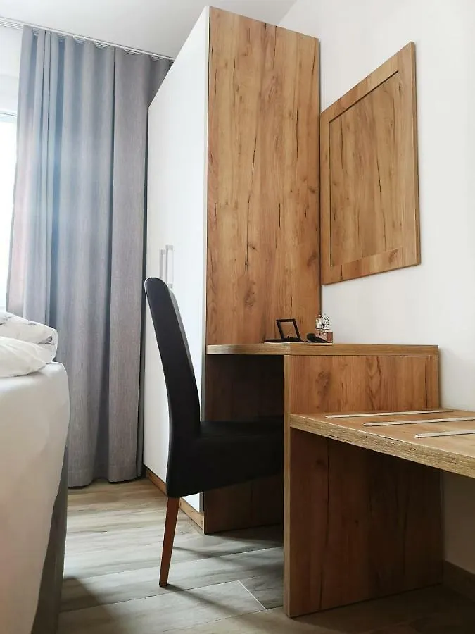 Apartment Beni 诺维·维诺多尔斯基