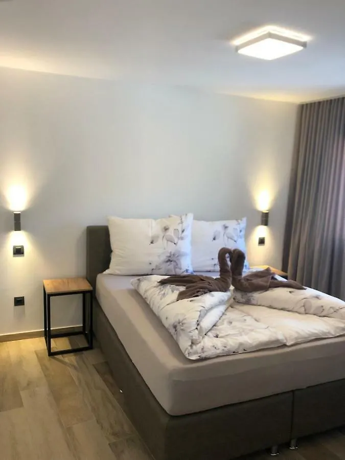 Apartment Beni 诺维·维诺多尔斯基